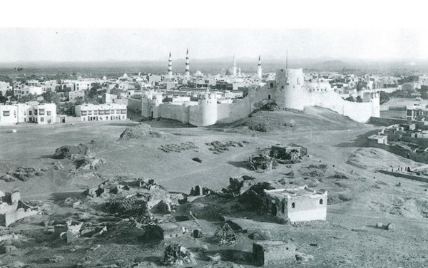 An early photograph of Medina